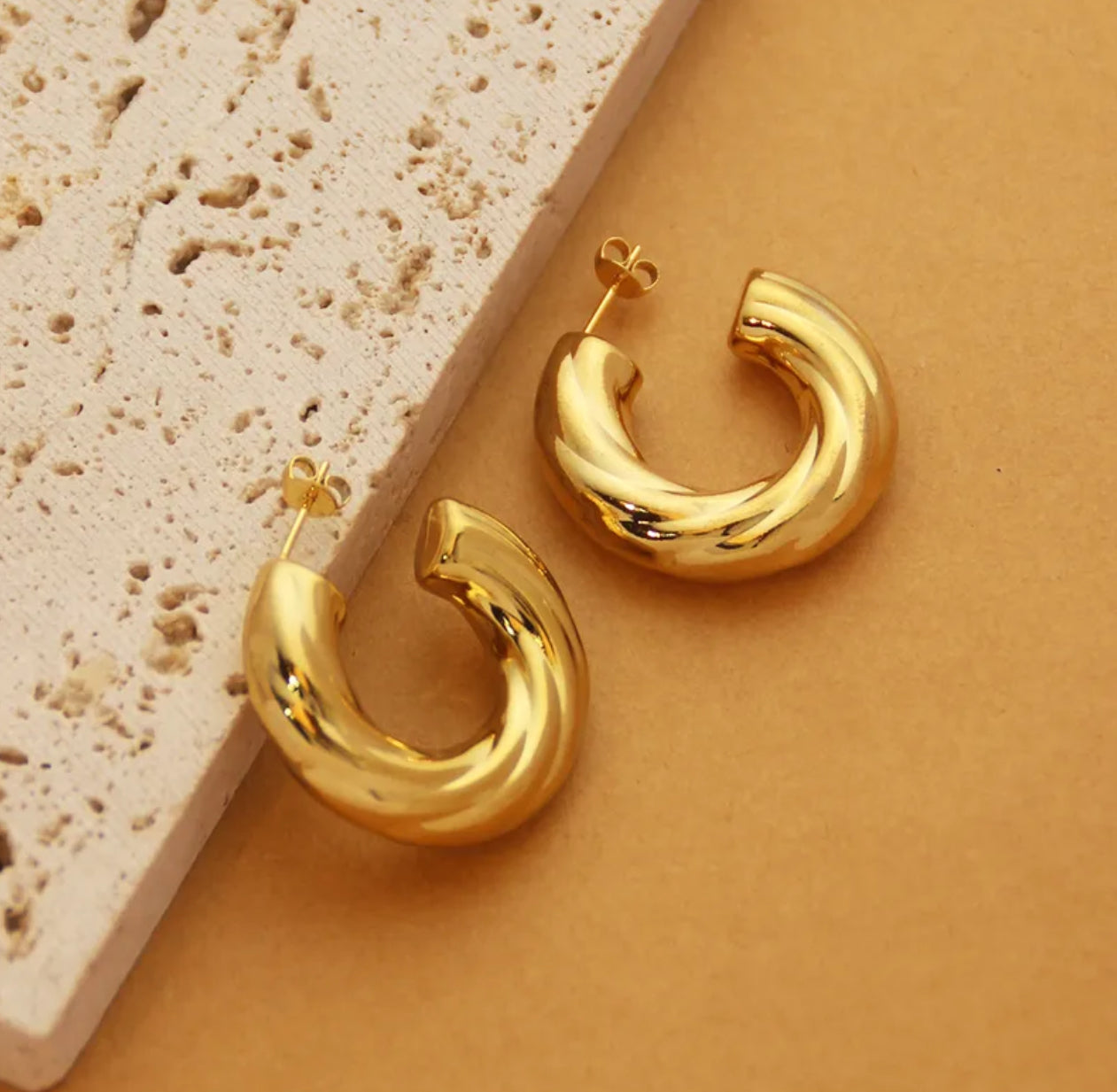 Aura Earrings