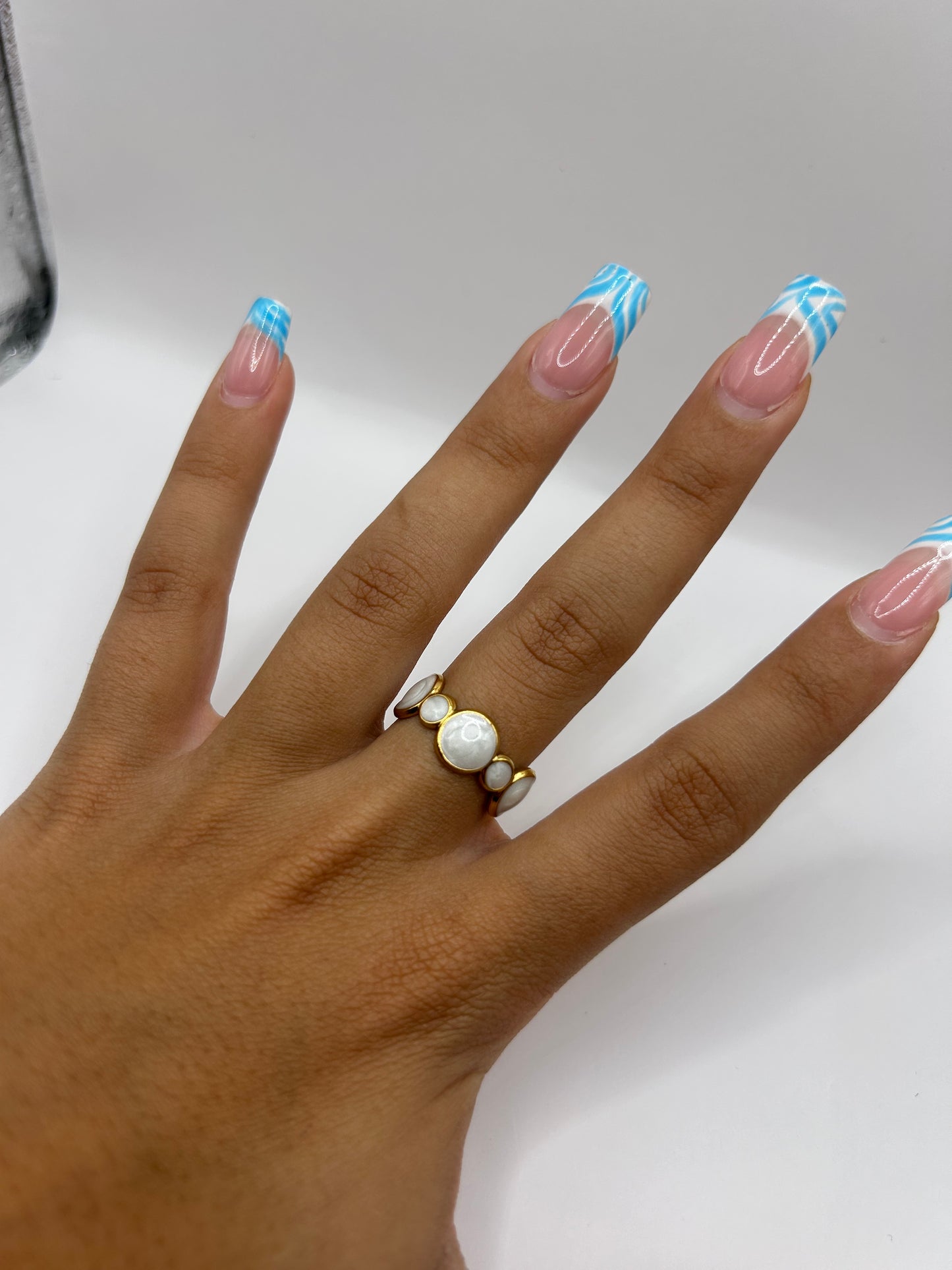 Blanco Perla Ring